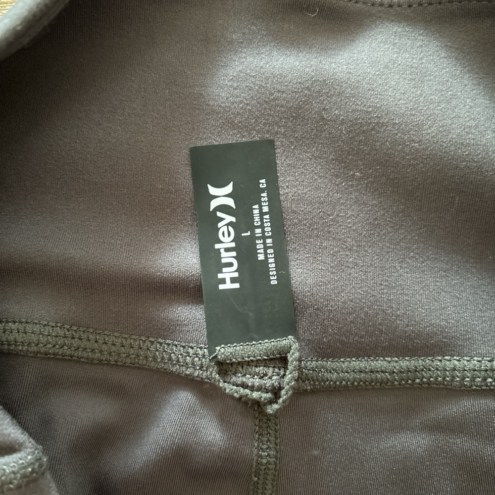 Hurley Charcoal Active Yoga  Flare Cargo Leggings - Picture 7 of 7
